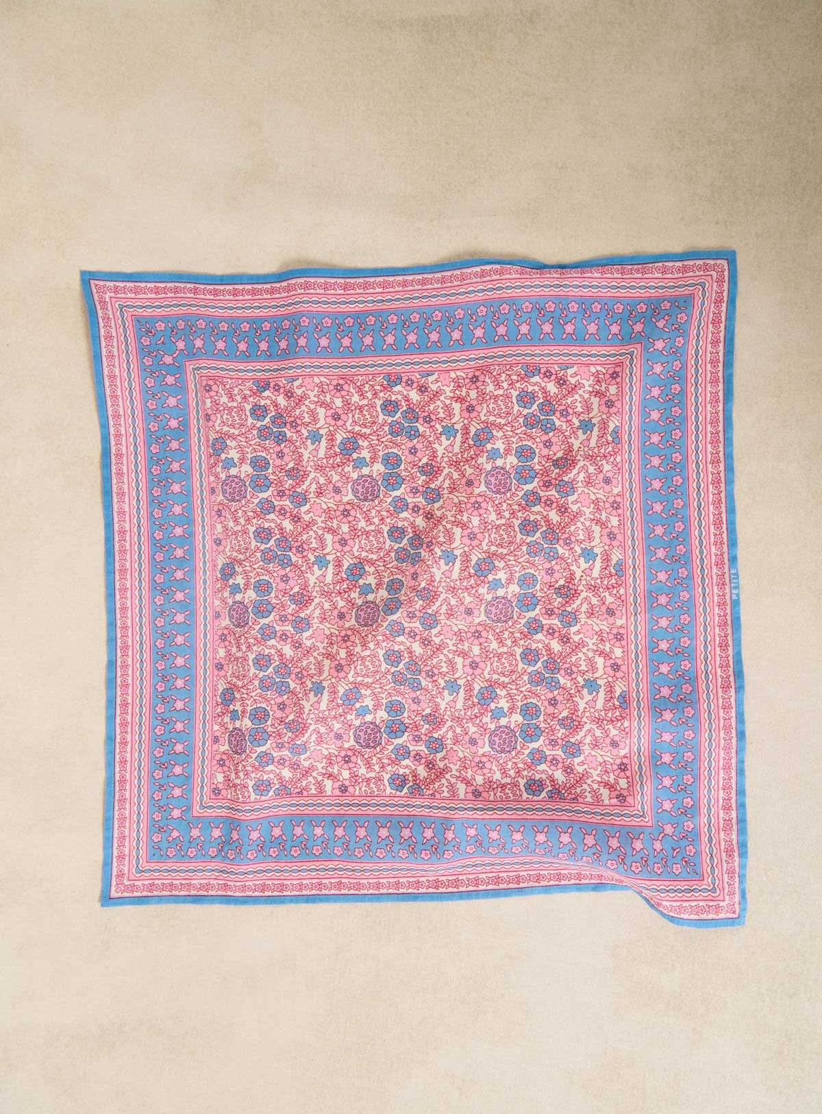 Foulard anda